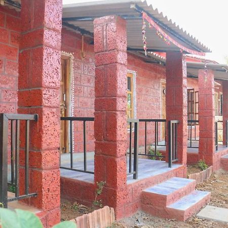 Siddhadham - Farm Stay & Wellness Retreat นาสิก ภายนอก รูปภาพ